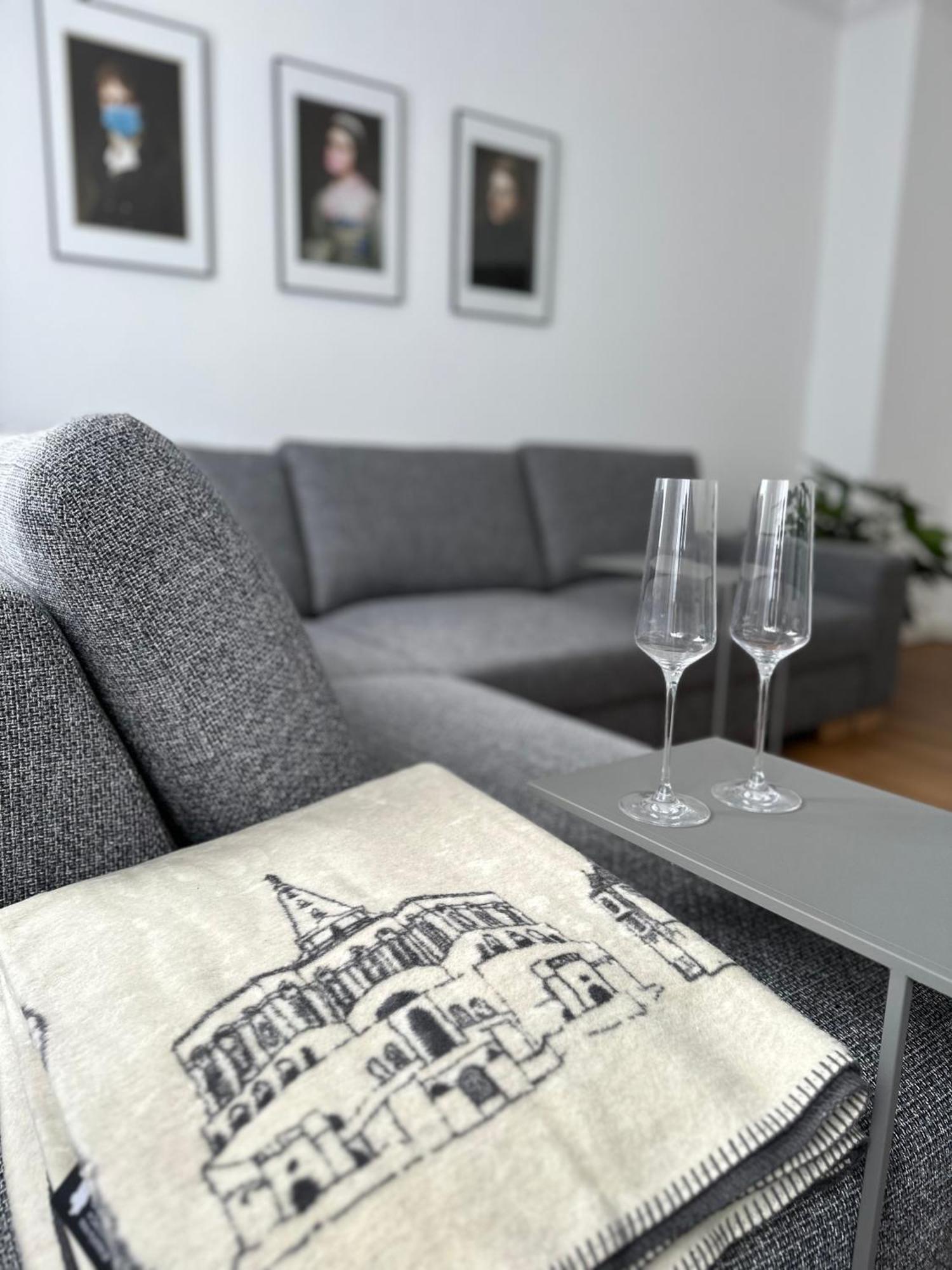 Apartment In Bad Wilhelmshoehe Mit Grossem Balkon Im Gruenen Und Kostenfreien Parkplaetzen Kassel Esterno foto