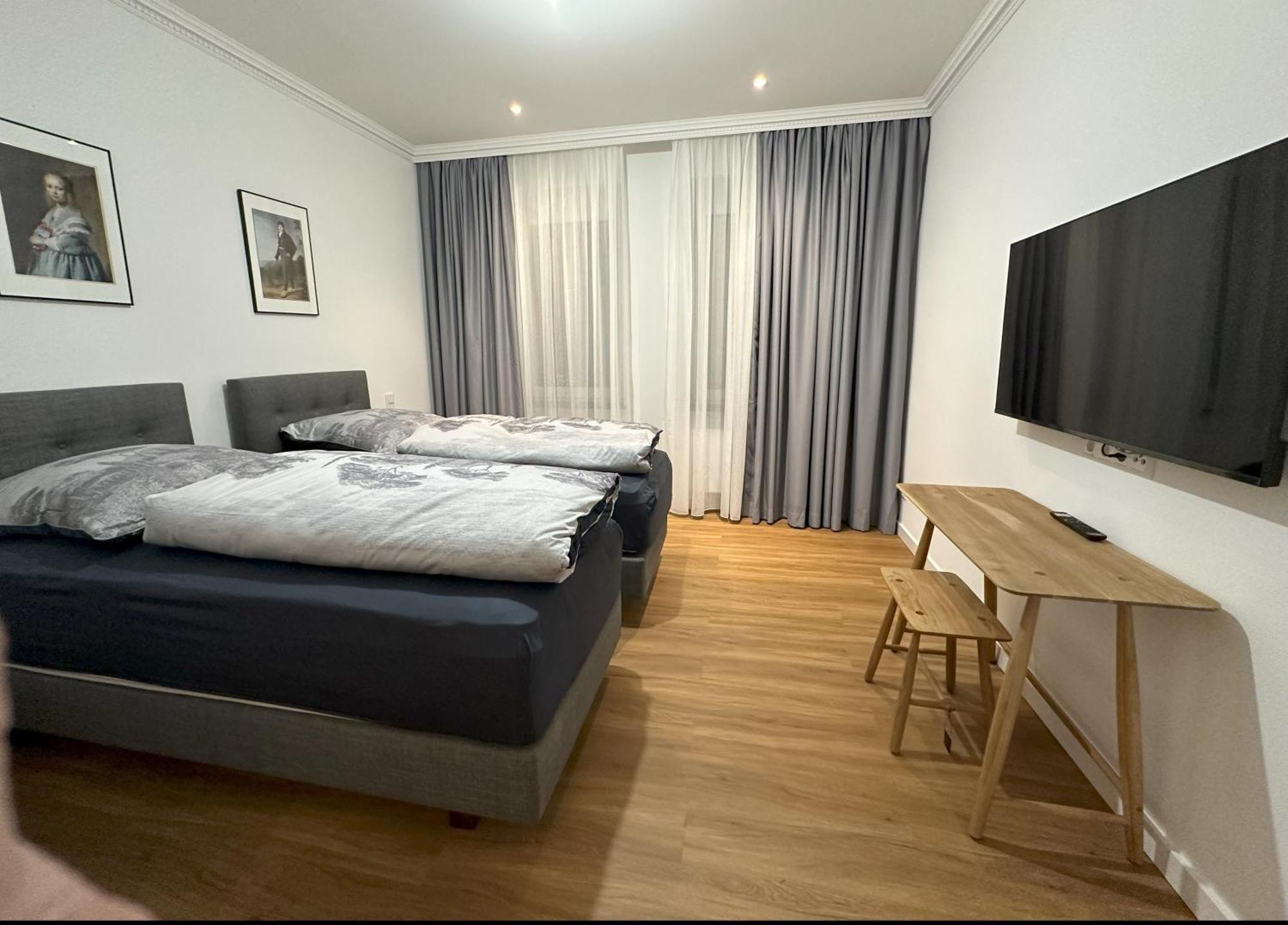 Apartment In Bad Wilhelmshoehe Mit Grossem Balkon Im Gruenen Und Kostenfreien Parkplaetzen Kassel Esterno foto